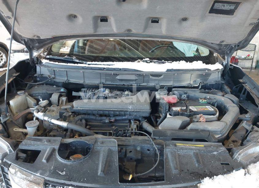 Photo 10 of 2017 Nissan Rogue SL (VIN 5N1AT2MV1HC764555)