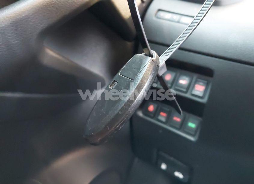 Photo 11 of 2017 Nissan Rogue SL (VIN 5N1AT2MV1HC764555)