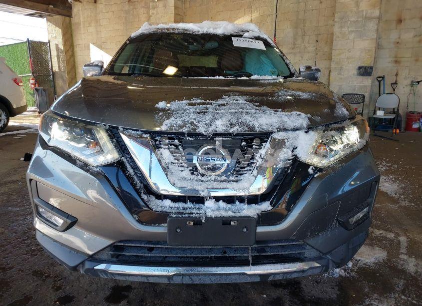 Photo 12 of 2017 Nissan Rogue SL (VIN 5N1AT2MV1HC764555)