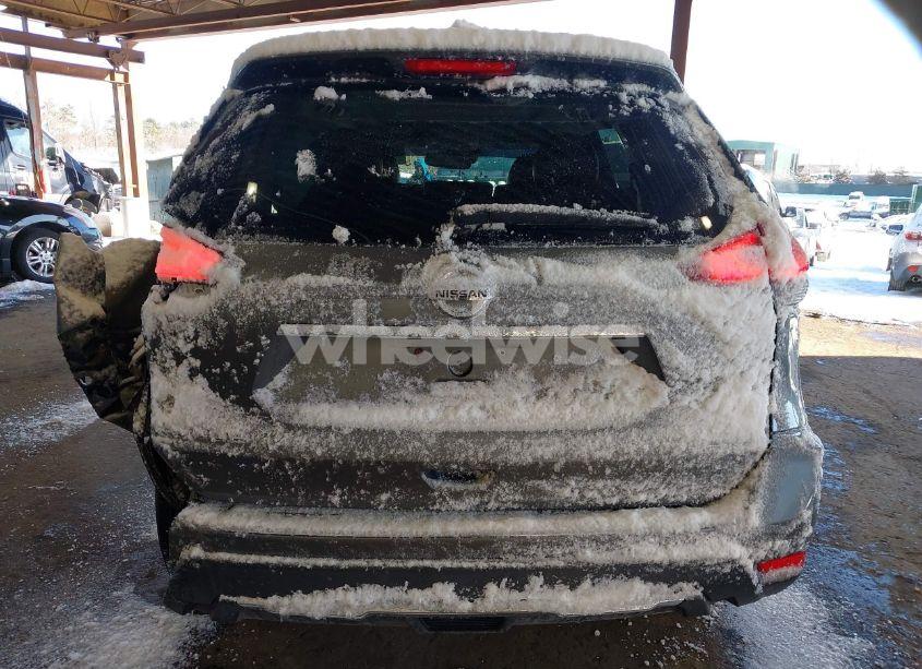 Photo 16 of 2017 Nissan Rogue SL (VIN 5N1AT2MV1HC764555)