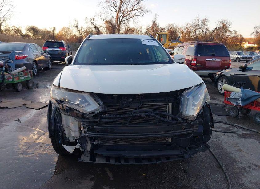 Photo 13 of 2017 Nissan Rogue SV (VIN 5N1AT2MV1HC769481)