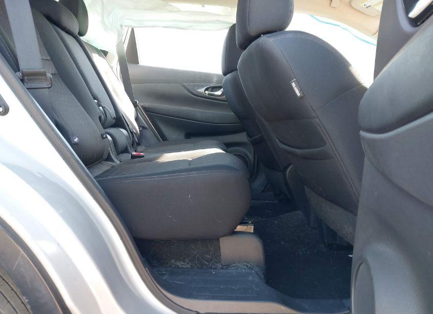 Photo 8 of 2017 Nissan Rogue S (VIN 5N1AT2MV1HC783350)