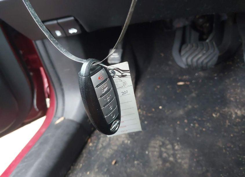 Photo 11 of 2017 Nissan Rogue SL (VIN 5N1AT2MV1HC794915)