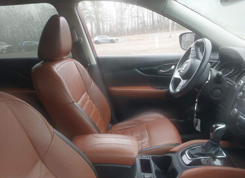 Photo 5 of 2017 Nissan Rogue SL (VIN 5N1AT2MV1HC794915)