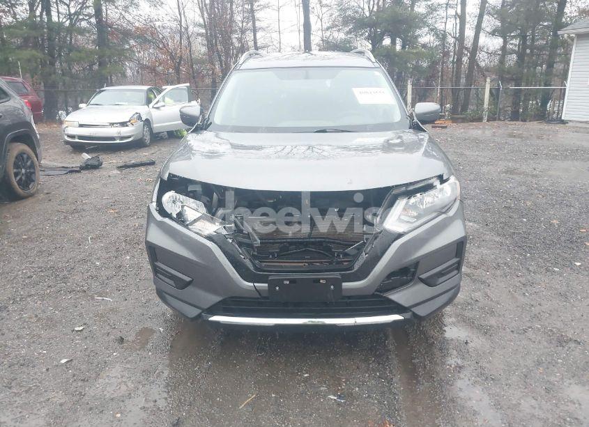 Photo 6 of 2017 Nissan Rogue S (VIN 5N1AT2MV1HC808893)