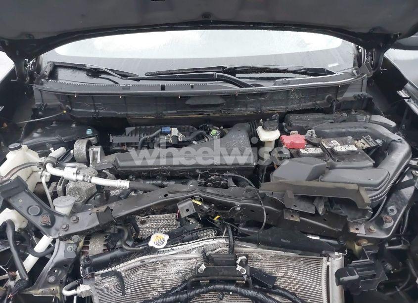 Photo 10 of 2017 Nissan Rogue SL (VIN 5N1AT2MV1HC858502)