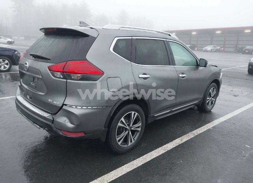 Photo 4 of 2017 Nissan Rogue SL (VIN 5N1AT2MV1HC858502)
