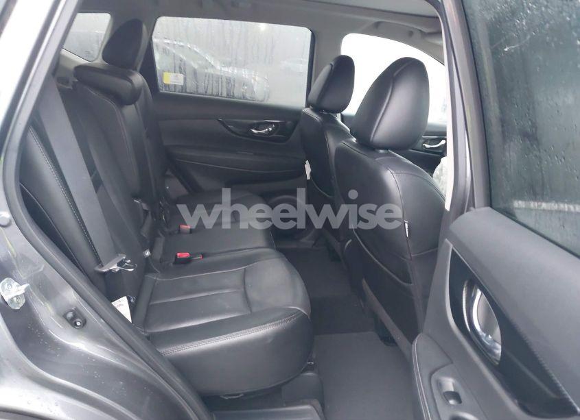 Photo 8 of 2017 Nissan Rogue SL (VIN 5N1AT2MV1HC858502)