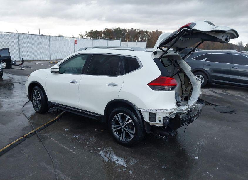 Photo 3 of 2017 Nissan Rogue SL (VIN 5N1AT2MV1HC869824)