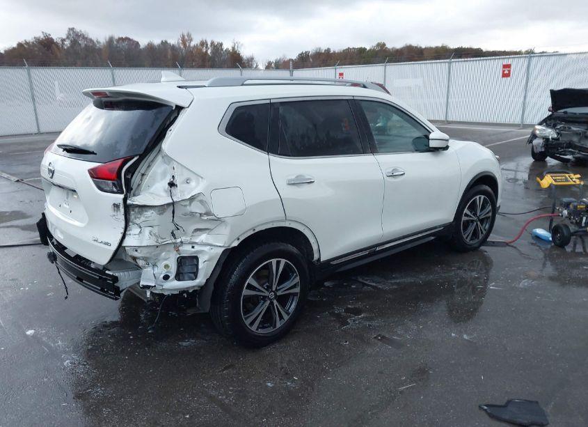 Photo 4 of 2017 Nissan Rogue SL (VIN 5N1AT2MV1HC869824)