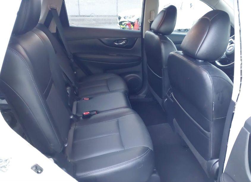 Photo 8 of 2017 Nissan Rogue SL (VIN 5N1AT2MV1HC869824)