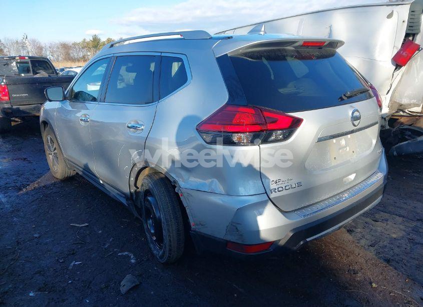 Photo 3 of 2017 Nissan Rogue SL (VIN 5N1AT2MV1HC873159)