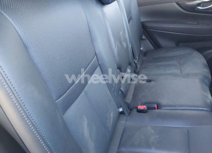 Photo 8 of 2017 Nissan Rogue SL (VIN 5N1AT2MV1HC873159)