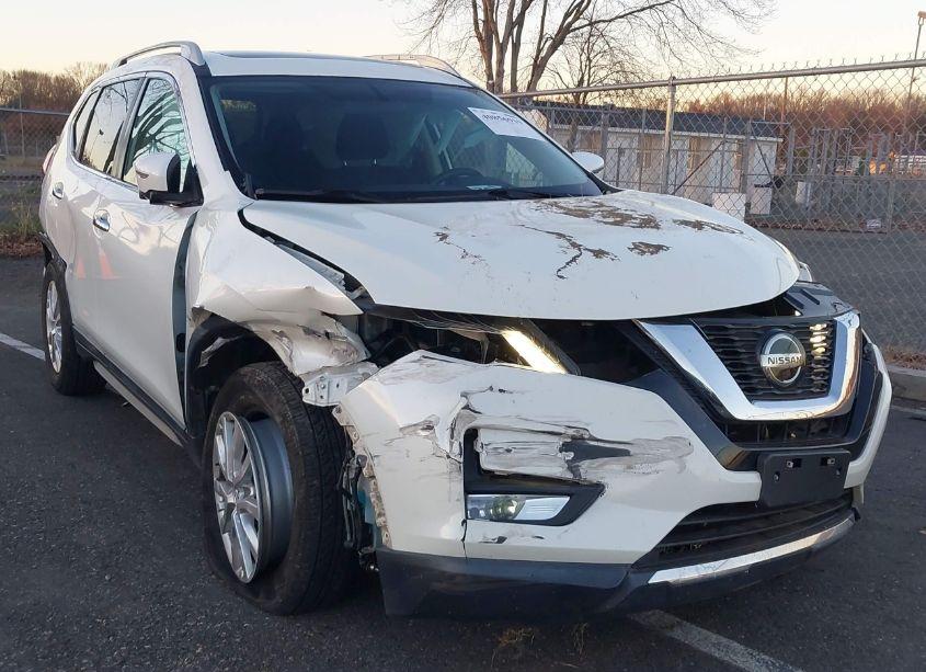 2018 Nissan Rogue SV (VIN 5N1AT2MV1JC753576) main photo