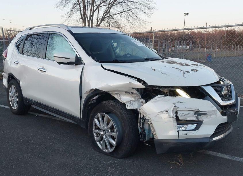 Photo 6 of 2018 Nissan Rogue SV (VIN 5N1AT2MV1JC753576)