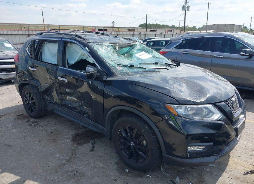 2018 Nissan Rogue SV (VIN 5N1AT2MV1JC754565) main photo