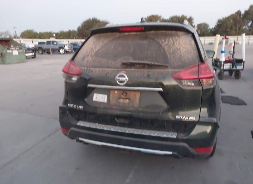 Photo 16 of 2018 Nissan Rogue SV (VIN 5N1AT2MV1JC765050)