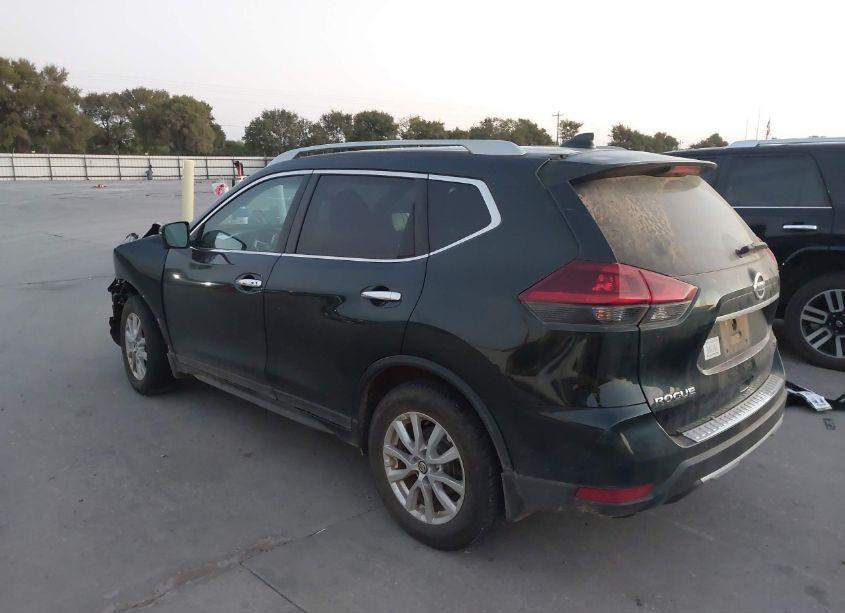 Photo 3 of 2018 Nissan Rogue SV (VIN 5N1AT2MV1JC765050)
