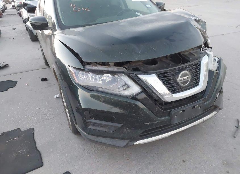 Photo 6 of 2018 Nissan Rogue SV (VIN 5N1AT2MV1JC765050)