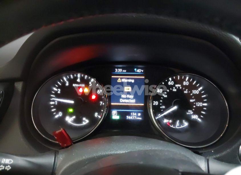 Photo 7 of 2018 Nissan Rogue SV (VIN 5N1AT2MV1JC792751)