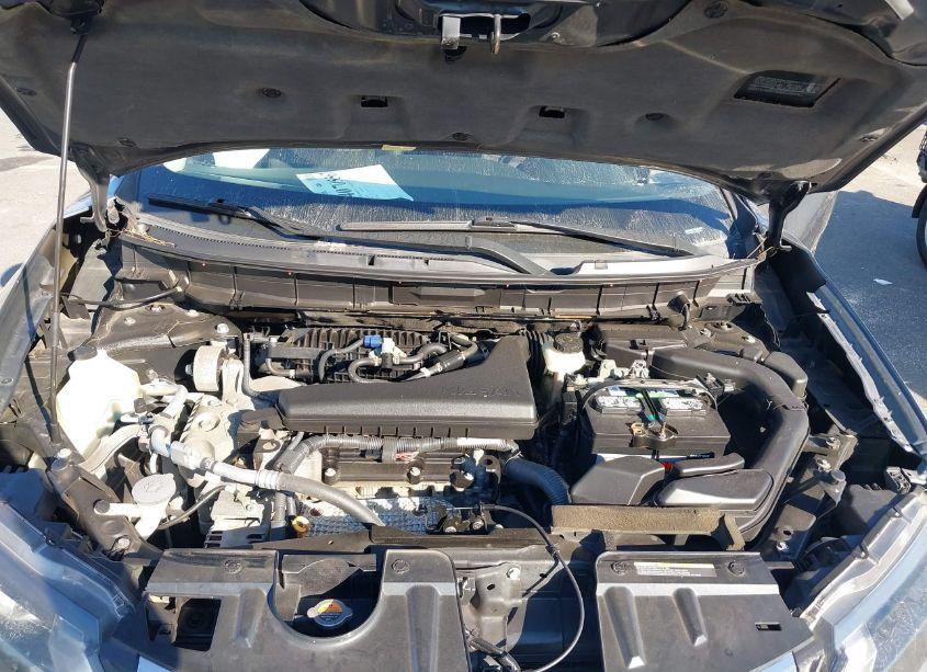 Photo 10 of 2018 Nissan Rogue SV (VIN 5N1AT2MV1JC808138)