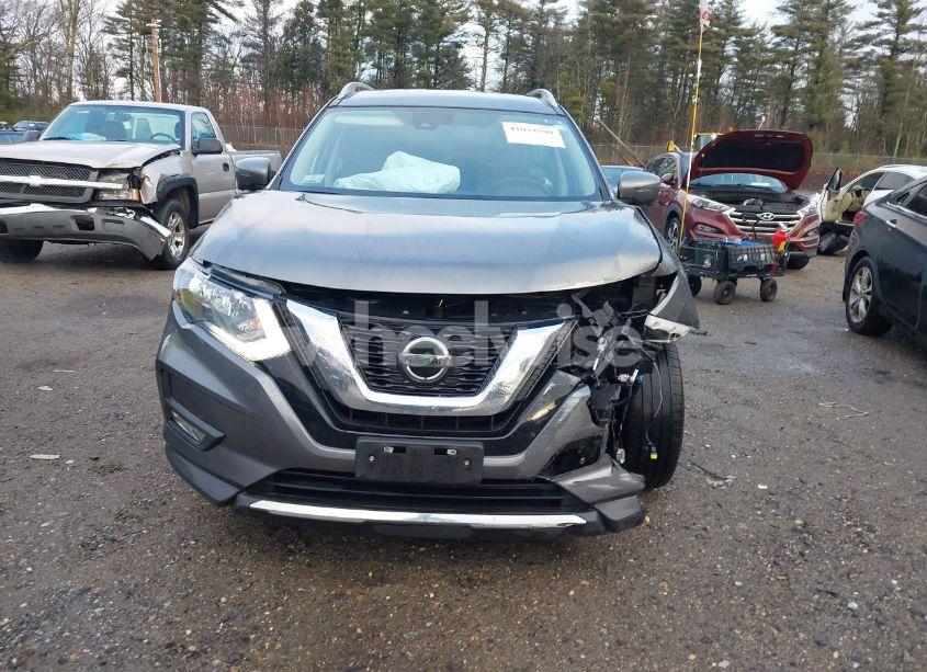 Photo 13 of 2018 Nissan Rogue SL (VIN 5N1AT2MV1JC814943)