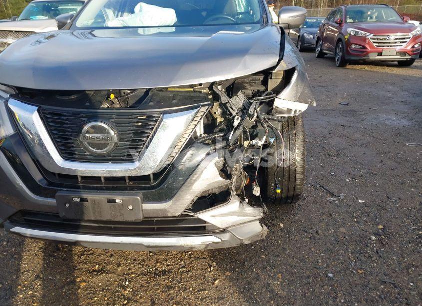 Photo 19 of 2018 Nissan Rogue SL (VIN 5N1AT2MV1JC814943)