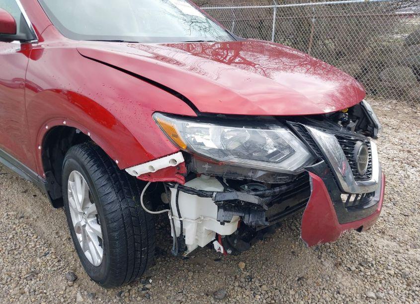 Photo 18 of 2018 Nissan Rogue SV (VIN 5N1AT2MV1JC826154)