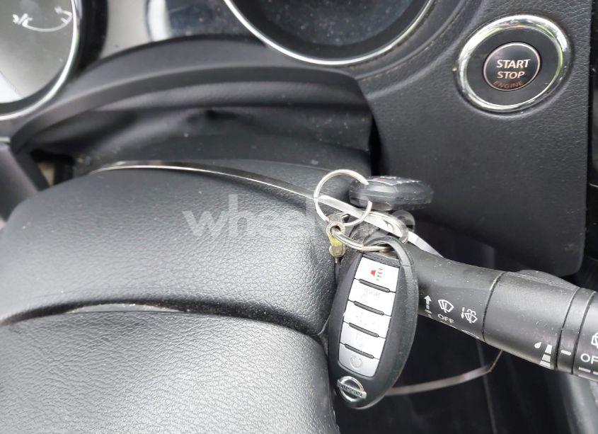 Photo 11 of 2018 Nissan Rogue SV (VIN 5N1AT2MV1JC830088)