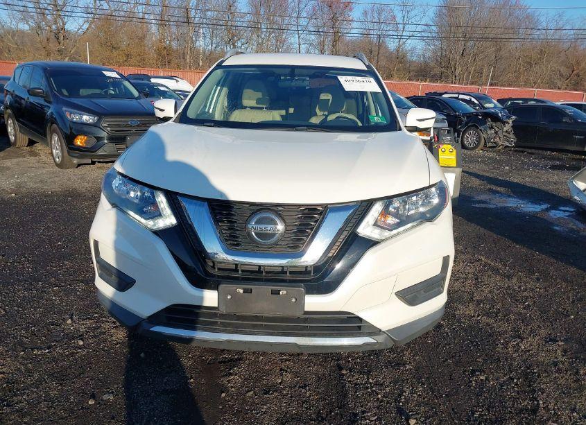 Photo 12 of 2018 Nissan Rogue SV (VIN 5N1AT2MV1JC844539)