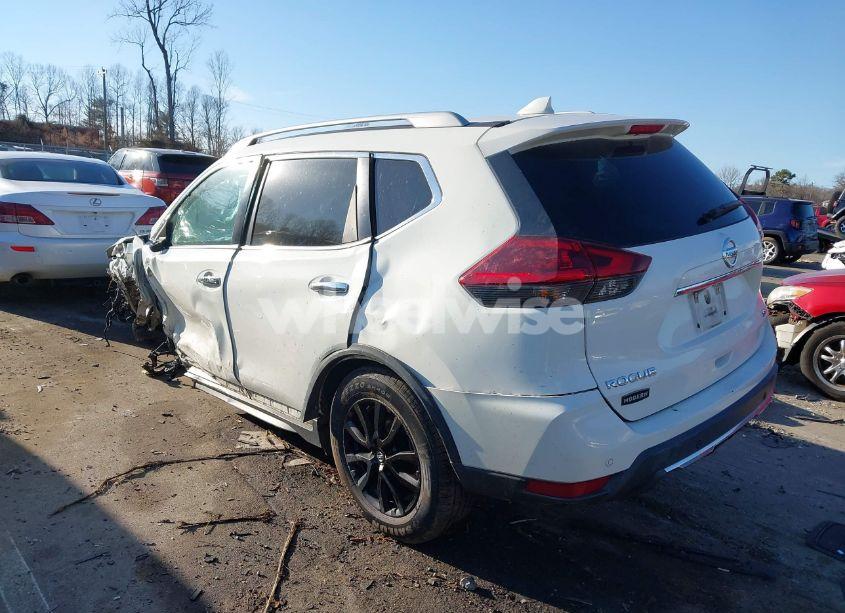 Photo 3 of 2019 Nissan Rogue SV (VIN 5N1AT2MV1KC705335)