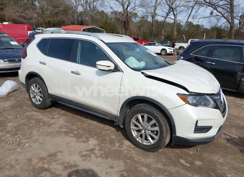 2019 Nissan Rogue SV (VIN 5N1AT2MV1KC737170) main photo