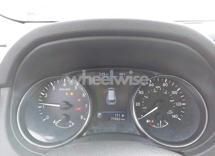 Photo 7 of 2019 Nissan Rogue SV (VIN 5N1AT2MV1KC737170)