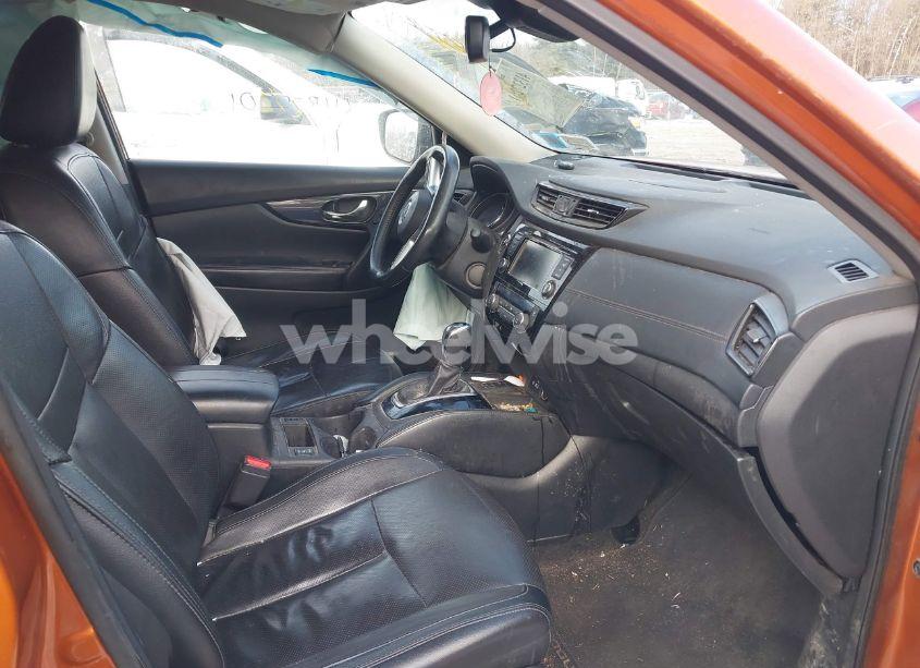 Photo 5 of 2019 Nissan Rogue SL (VIN 5N1AT2MV1KC740411)