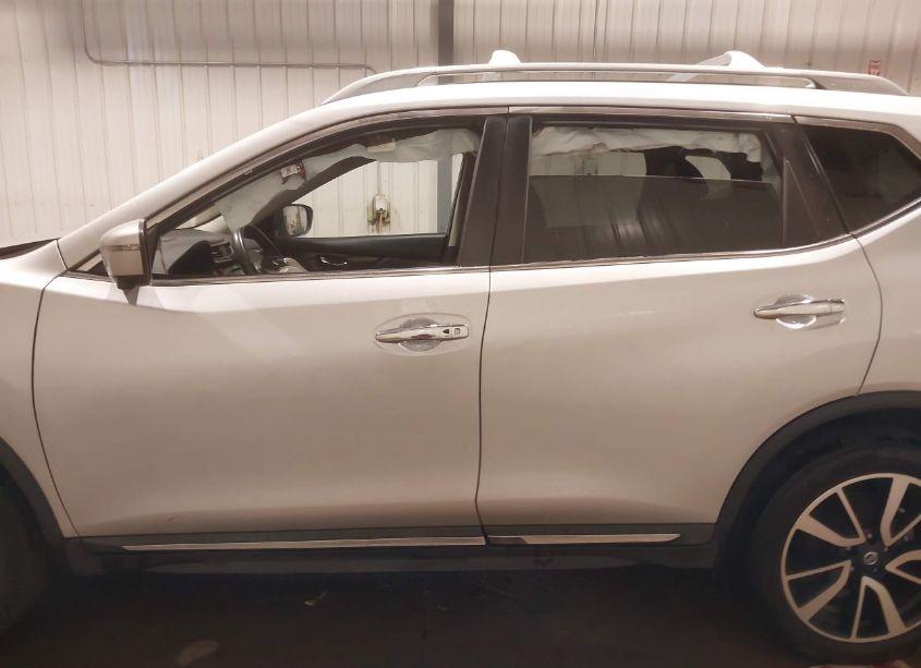 Photo 15 of 2019 Nissan Rogue SL (VIN 5N1AT2MV1KC744796)