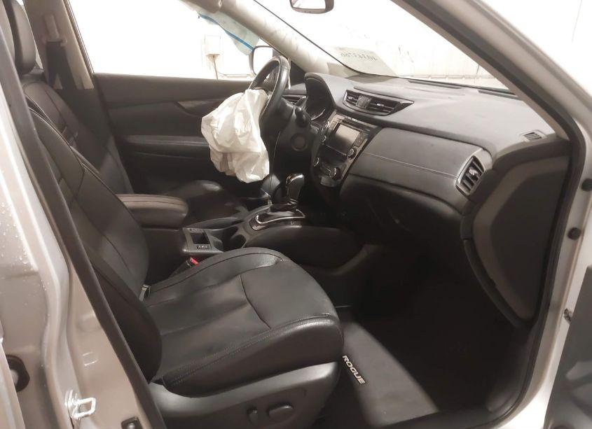 Photo 5 of 2019 Nissan Rogue SL (VIN 5N1AT2MV1KC744796)