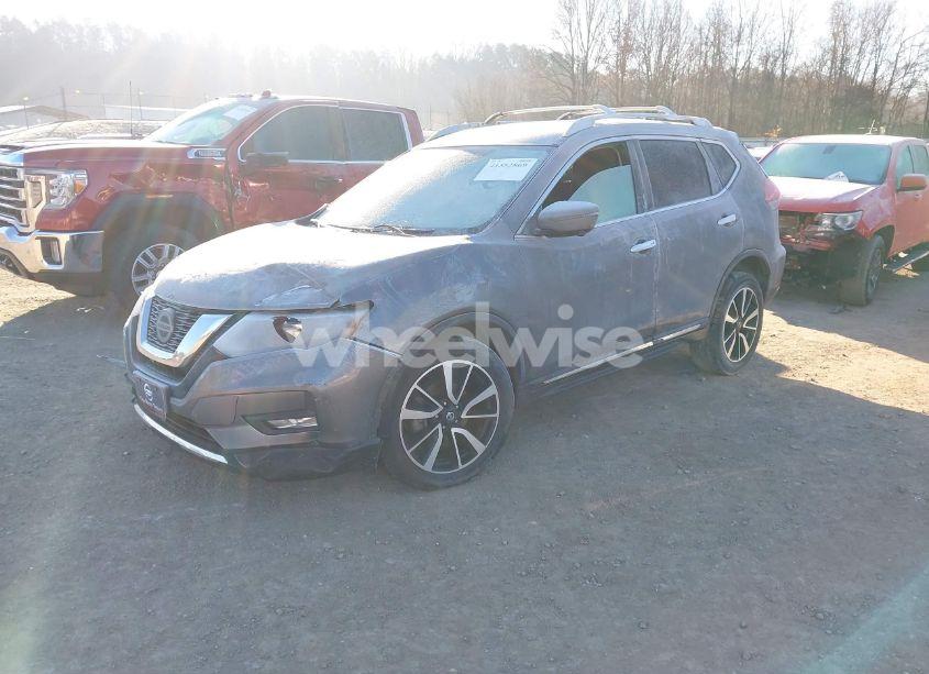 Photo 2 of 2019 Nissan Rogue SL (VIN 5N1AT2MV1KC756852)