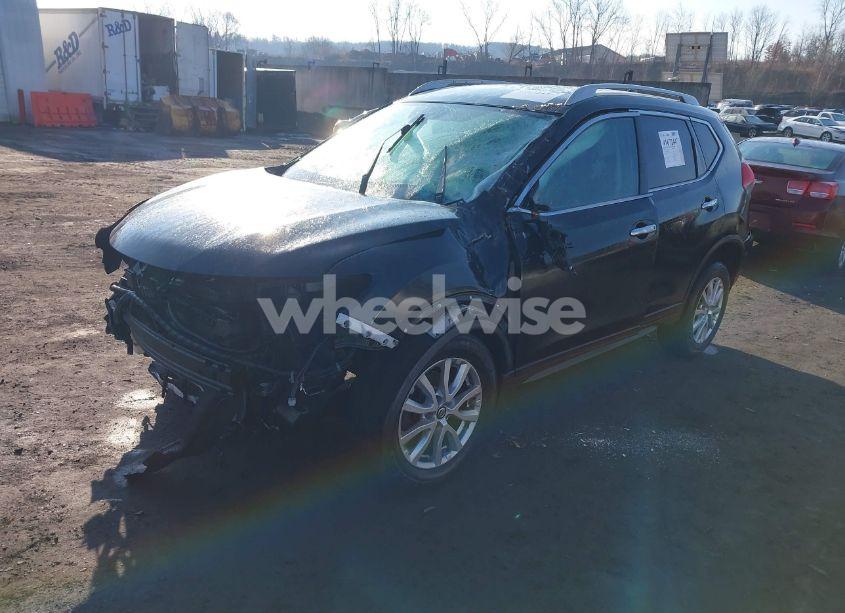 Photo 2 of 2019 Nissan Rogue S (VIN 5N1AT2MV1KC782240)