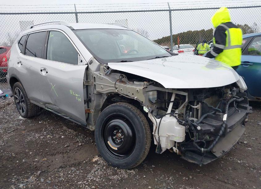 2019 Nissan Rogue SL (VIN 5N1AT2MV1KC788104) main photo