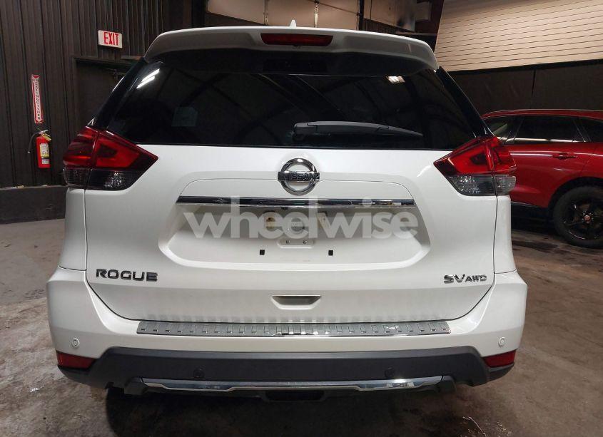 Photo 16 of 2019 Nissan Rogue SV (VIN 5N1AT2MV1KC827435)