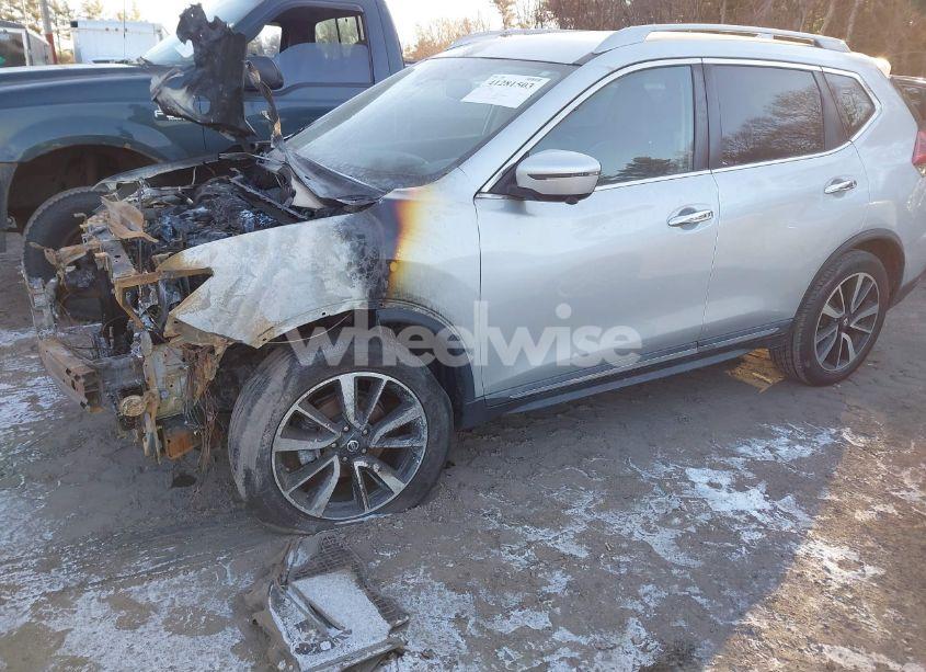 Photo 2 of 2020 Nissan Rogue SL INTELLIGENT AWD (VIN 5N1AT2MV1LC724856)