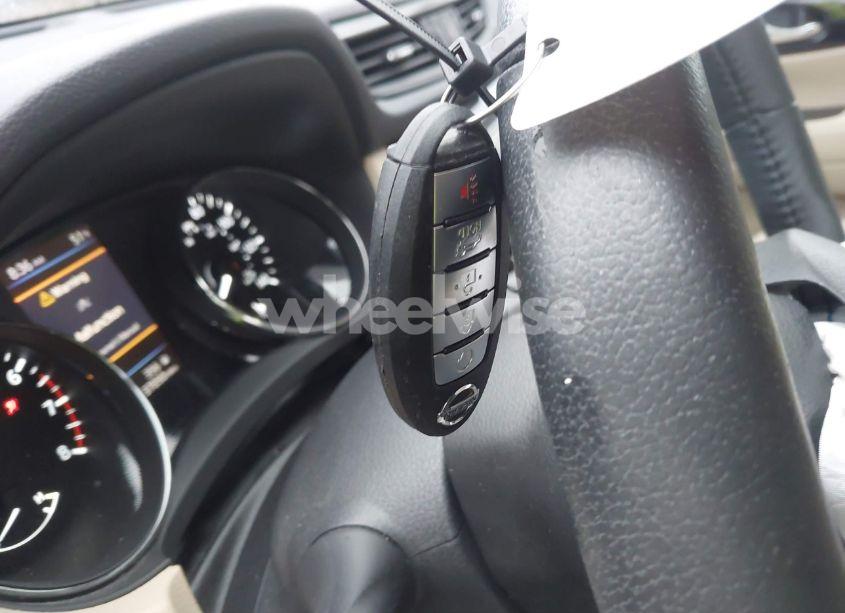 Photo 11 of 2020 Nissan Rogue SL INTELLIGENT AWD (VIN 5N1AT2MV1LC729474)