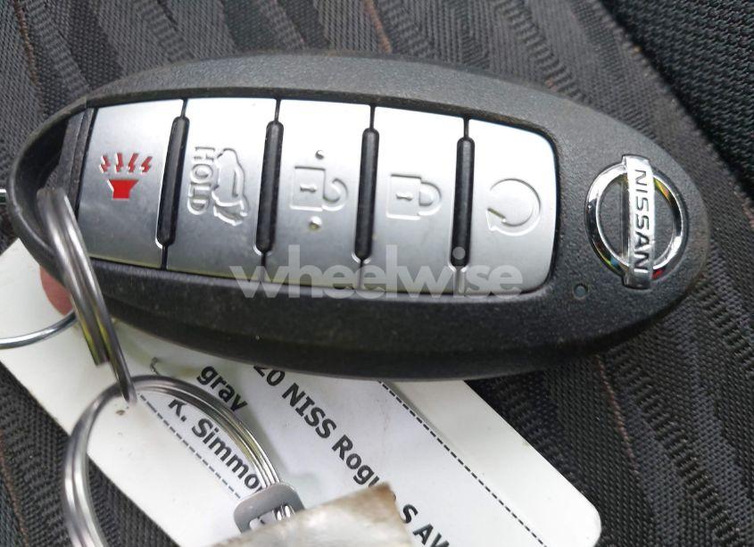 Photo 11 of 2020 Nissan Rogue SV INTELLIGENT AWD (VIN 5N1AT2MV1LC749398)