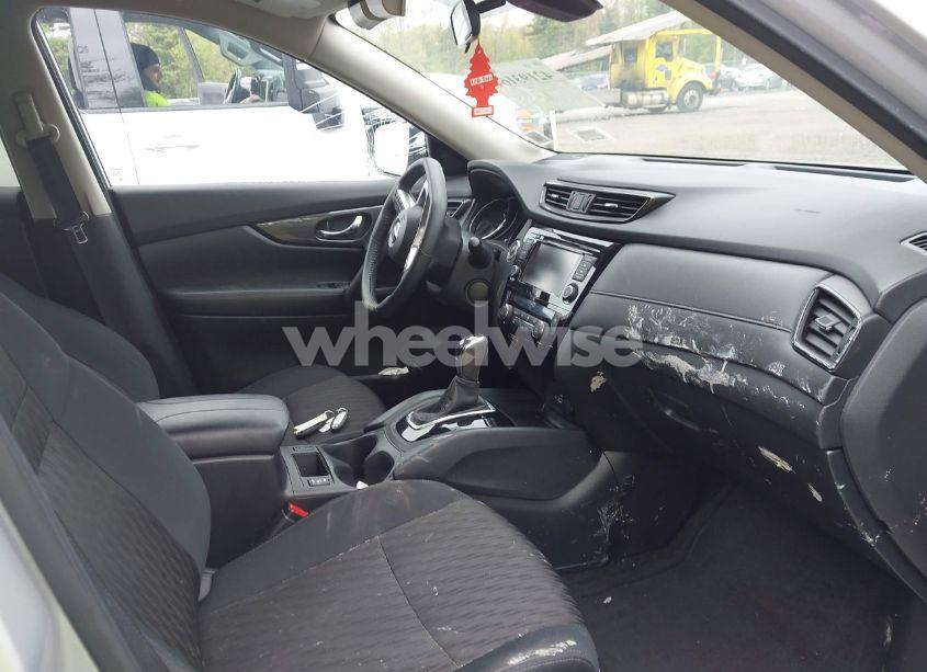 Photo 5 of 2020 Nissan Rogue SV INTELLIGENT AWD (VIN 5N1AT2MV1LC749398)