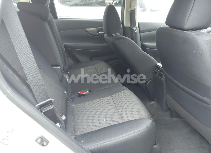 Photo 8 of 2020 Nissan Rogue SV INTELLIGENT AWD (VIN 5N1AT2MV1LC749398)