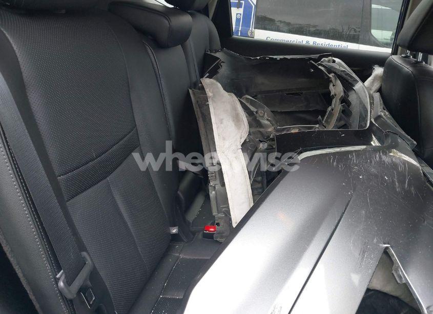Photo 8 of 2020 Nissan Rogue SL INTELLIGENT AWD (VIN 5N1AT2MV1LC752348)