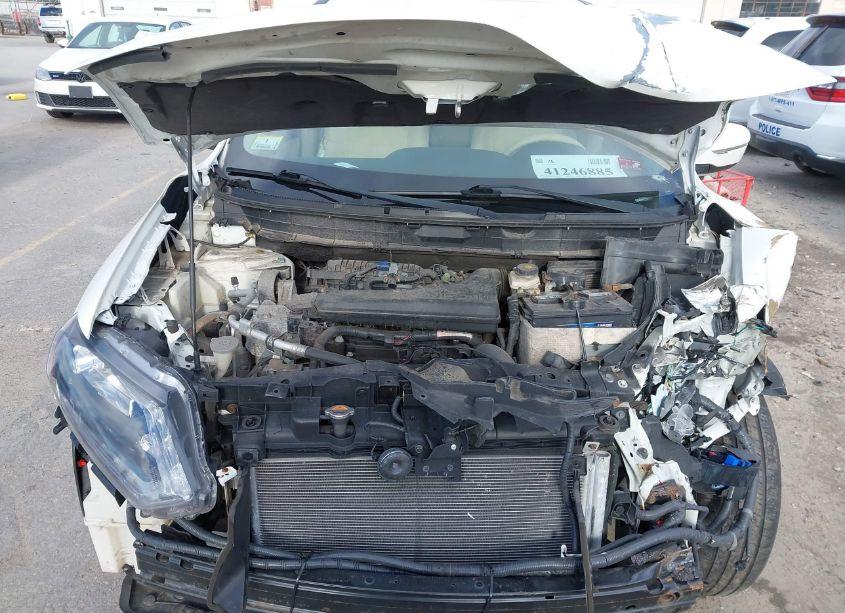 Photo 10 of 2014 Nissan Rogue S (VIN 5N1AT2MV2EC820918)