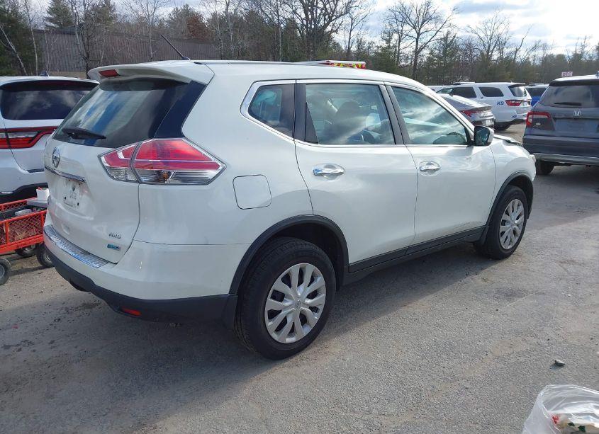 Photo 4 of 2014 Nissan Rogue S (VIN 5N1AT2MV2EC820918)