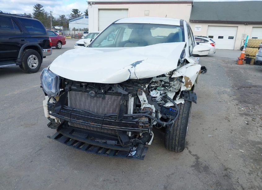 Photo 6 of 2014 Nissan Rogue S (VIN 5N1AT2MV2EC820918)