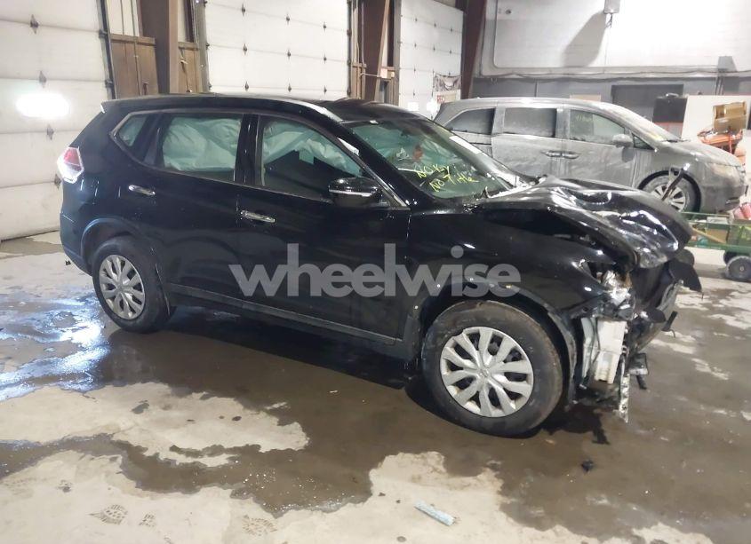 2014 Nissan Rogue S (VIN 5N1AT2MV2EC865213) main photo